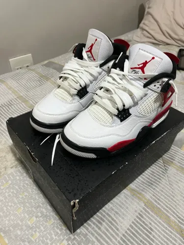 Tênis Jordan 4 Red Cement