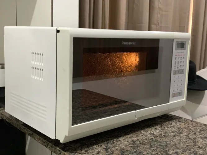 Microondas 30 litros tudo ok