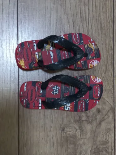 Chinelo infantil Carros - Havaianas - 23/24 - Em ótimo estado