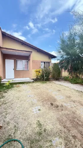 Casa de condomínio fechado em todos os santos com 2 quartos em Bom Princípio - Teresina - 