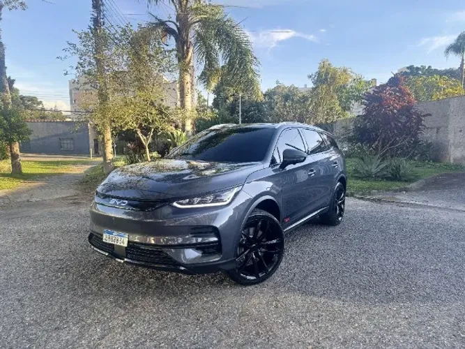 BYD Tan EV 4X4 (elétrico) 2025
