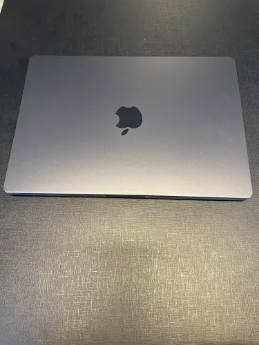 MacBook Pro 14" M5 | Preto-Espacial