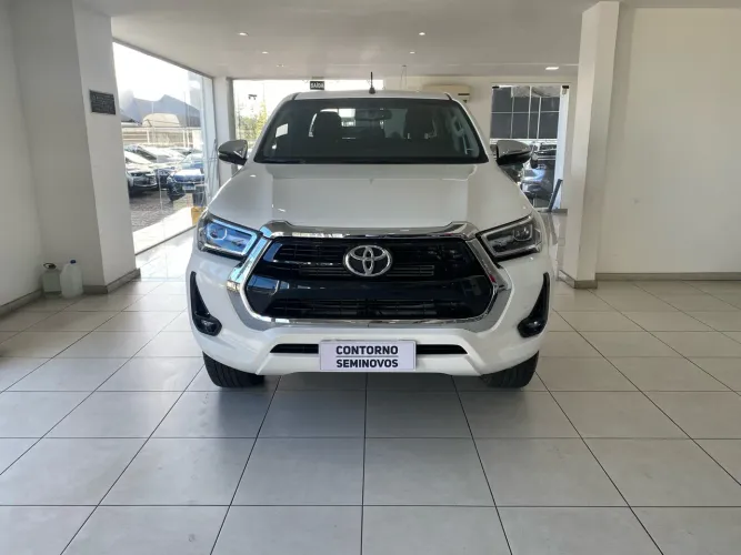 Toyota Hilux CD SRV 4X4 2.8 TDI Diesel Aut. 2025