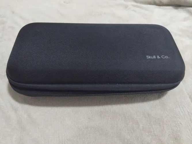 Case proteção Skull & Co.