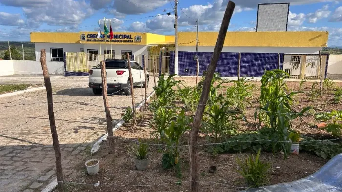 Terreno 160m² em Frente à Creche Municipal - Pilar/PB