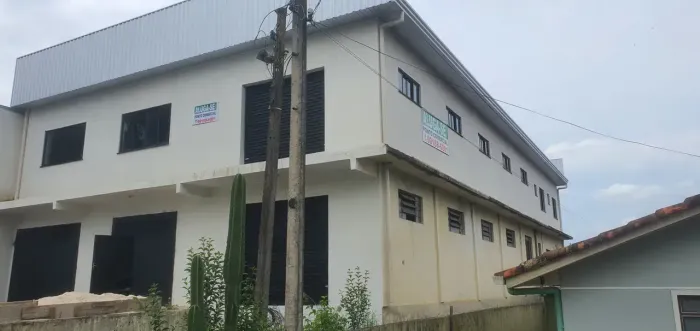Imóvel comercial para aluguel tem 560 metros quadrados em Jardim Novos Horizontes - Campo 