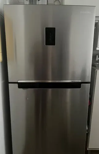 Geladeira inox Samsung Digital Inverter 363 litros