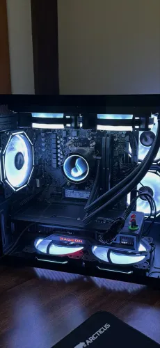 AMD RADEON Placa de Vídeo RX 6750XT Gaming XFX 12GB GDDR6