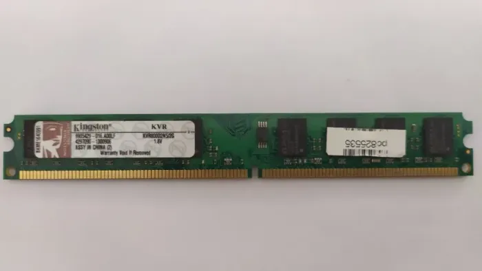 Memória RAM Kingston 2GB DDR2 (KVR800D2N5/2G - 800MHz)