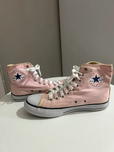 Converse All Star cano alto - Cor rosa - TAM 35 - Nunca Usado