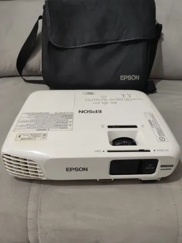 Projetor EPSon w18+ 3000 lúmens