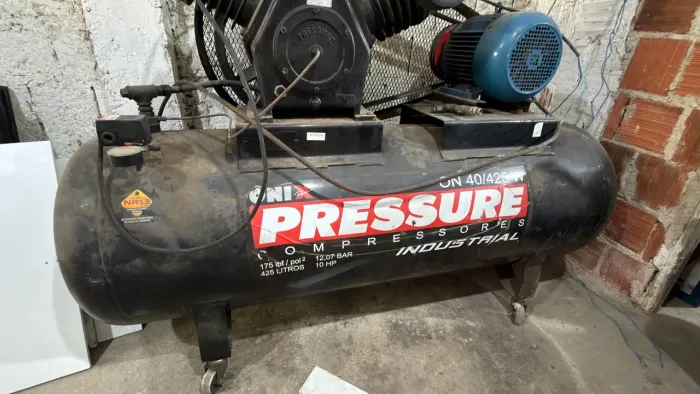 Vendo compressor de ar gerador de energia e rompe dor