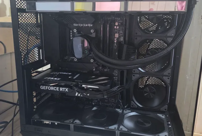 Pc gamer R7 5700X3d 32ram RTX5060ti
