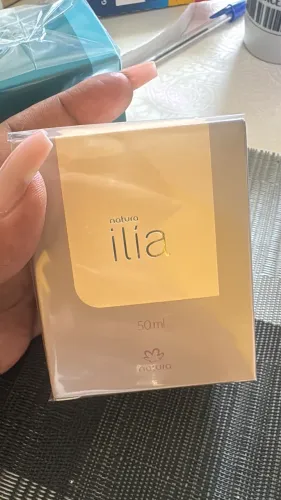 Ilia perfume