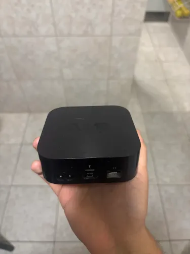 APPLE TV HD ( Geração 4)  