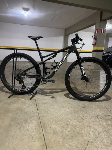 Bike specialized expert full carbon