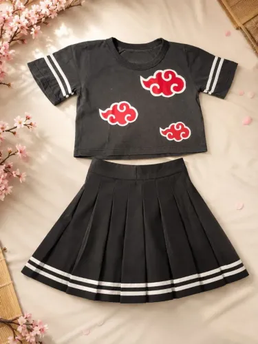 Camiseta/Croped Akatsuki <br>Tamanho 12 <br>Saia colegial cosplay pp
