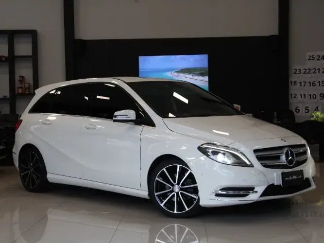 Mercedes-Benz Classe B 200 CGI 1.6 TB Sport 156cv AUT 2014