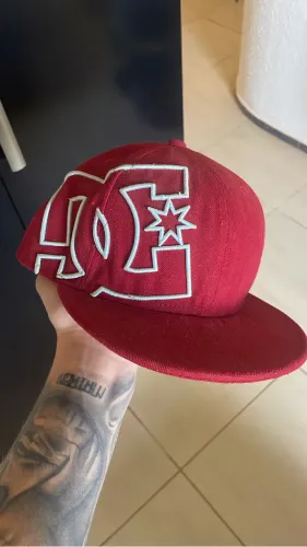Bonés Volcom e New Era ORIGINAIS