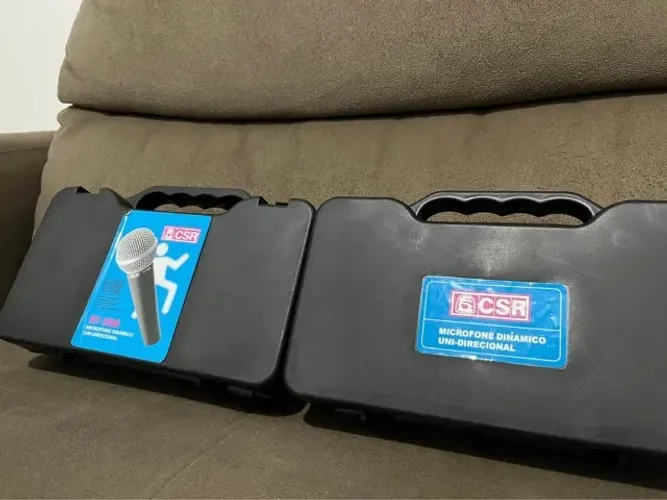 ? KIT COM 2 MICROFONES CSR HT58A - DINÂMICOS
