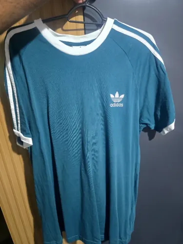 Camiseta adidas