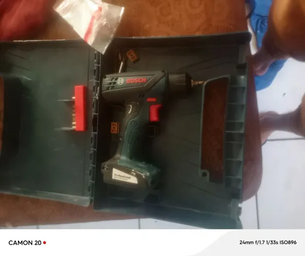 Furadeira Bosch 