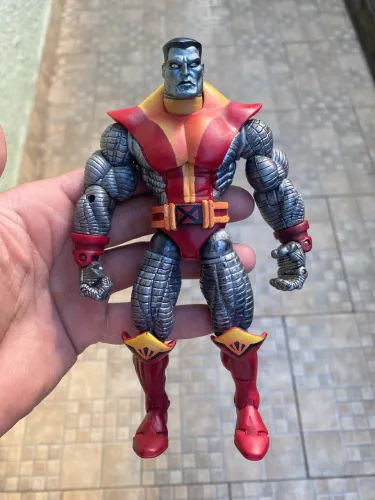 Colossus Marvel legends 