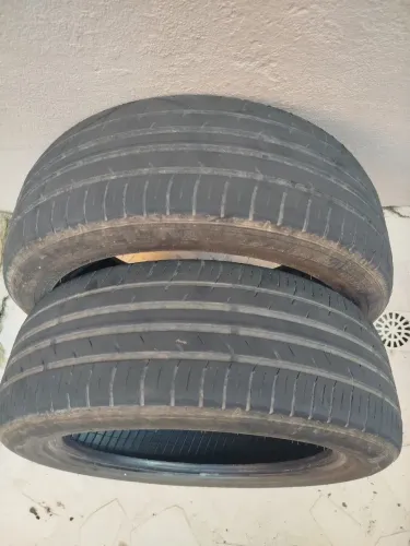 Pneus aro 16, meia vida, vendo o par 250.00
