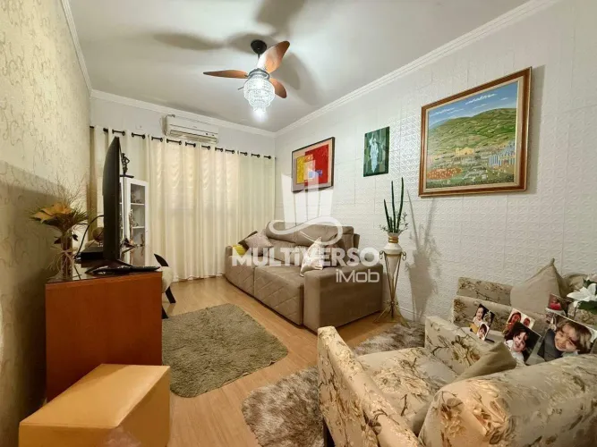 02 Dormitórios, 74m²,Sala ampla, Reformado, Ótima localização e possui elevador por R$500.