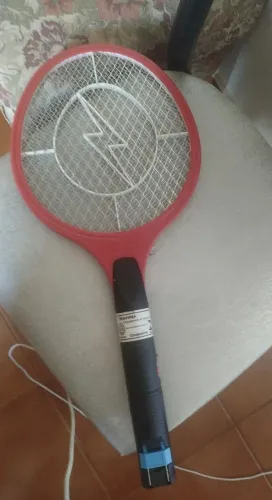 Raquete elétrica