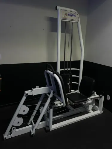 Vende-se Leg Press Horizontal - academia ou residencial 