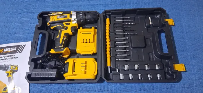 Parafusadeira 21v --NOVA--