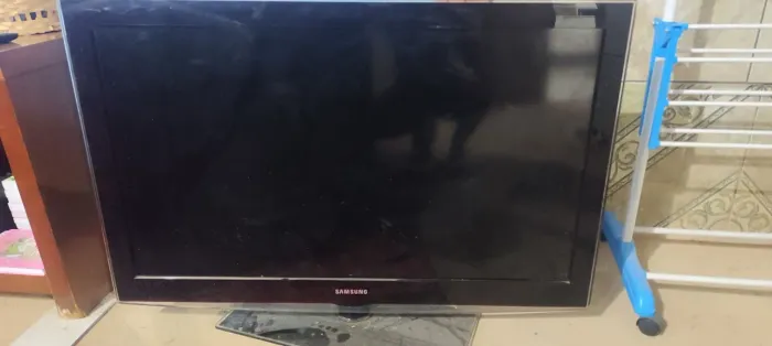 TV SAMSUNG ANTIGA - COM DEFEITO