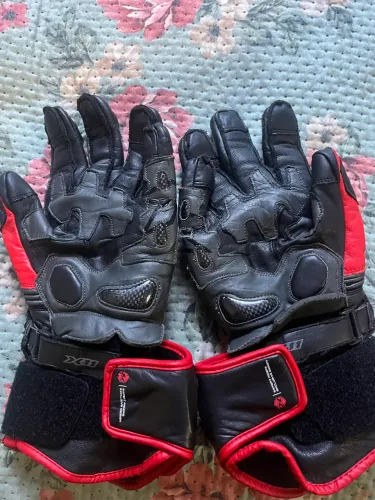 Luva para moto 