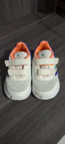 Tênis adidas original, tamanho 24