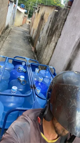 Vaga de emprego, entregador Agua e gás 