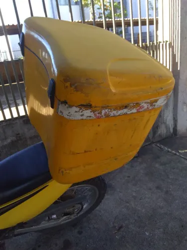 Vendo de baú de moto 