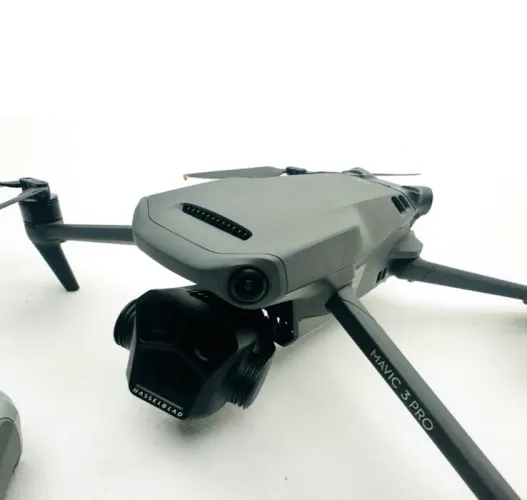 DJI Mavic 3 Pro