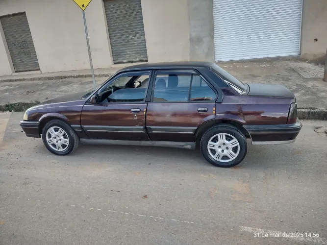 Chevrolet Monza Classic SE 2.0 /mpfi E EFI 2P E 4P 1993