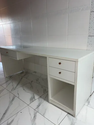 Mesa de estudo/ penteadeira