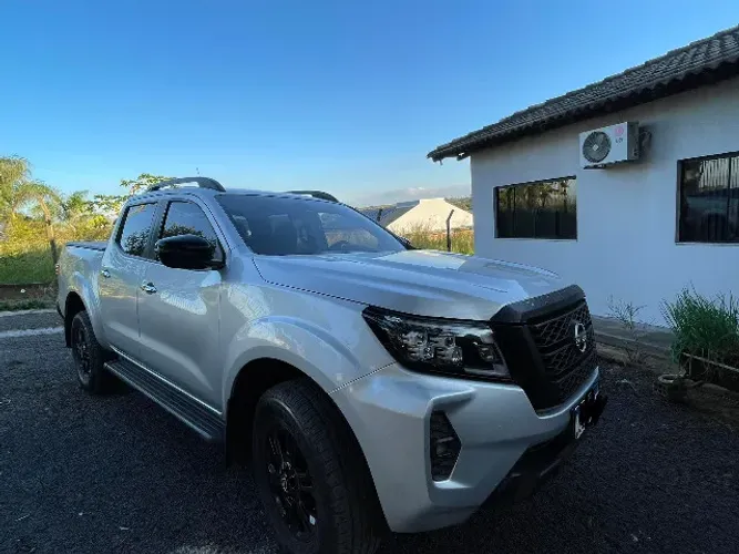 Nissan Frontier XE CD 4X4 2.3 Bi-TB Diesel Aut. 2024
