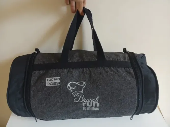 Bolsa de Academia Esportiva 30 L Treino 2 aberturas laterais c/ zíper 2 Bolsos internos