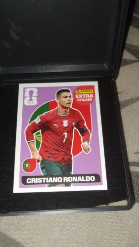 FIGURINHA DO CRISTIANO RONALDO ROXA