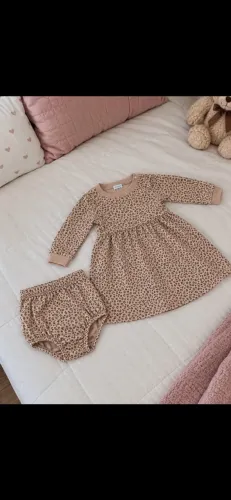 Vestido com calcinha carter?s 6meses