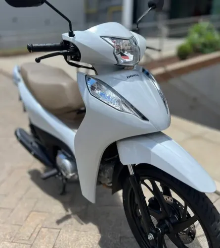 HONDA BIZ 125 - SEMINOVA 2024