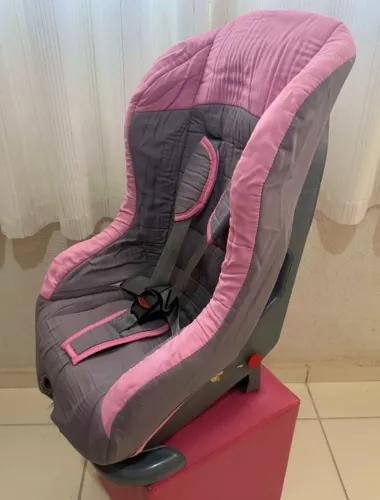 Cadeirinha de Bebê para carro Voyage modelo 3000