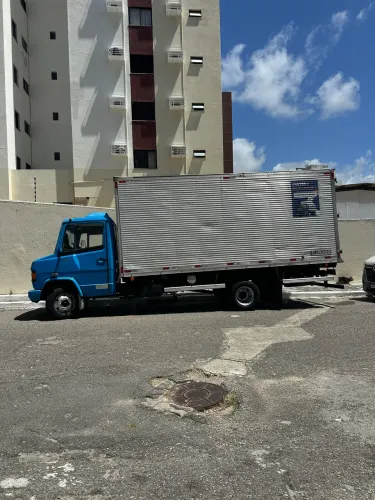Mudança caminhão baú de frete