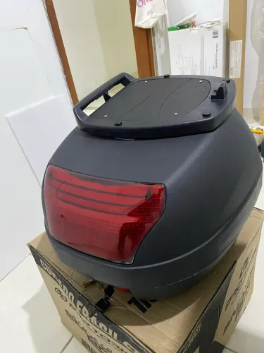 Baú de moto 28L