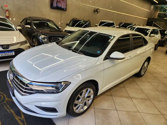 Volkswagen Jetta Comfortline 1.4 TSI 16V 4P Aut. 2018