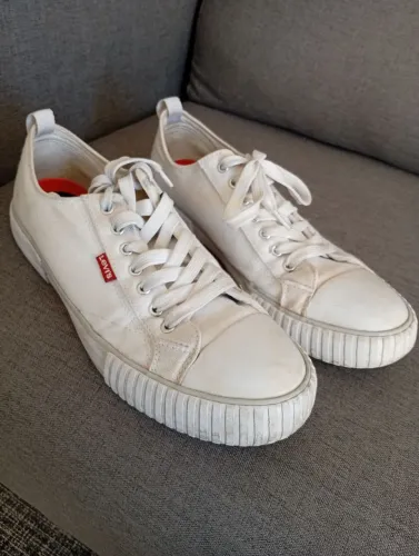 Tênis Levi's estilo AllStar usado Tam 40
